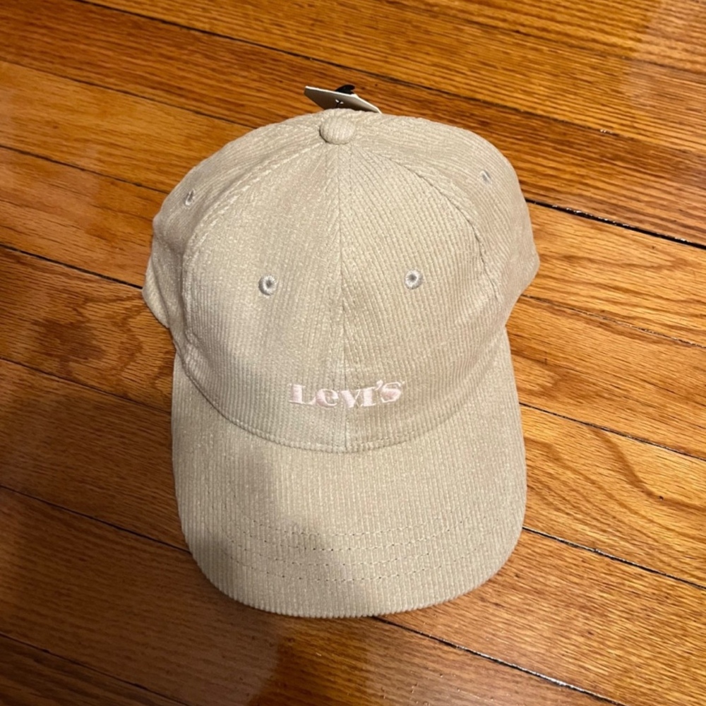 Tan Womens Levis corduroy baseball hat nwt